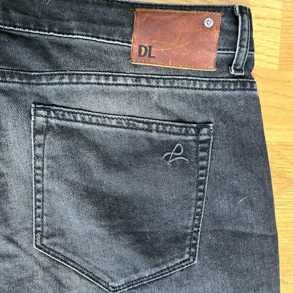 Awesome DL1961 Faded Black Jeans - Picture 9 of 12